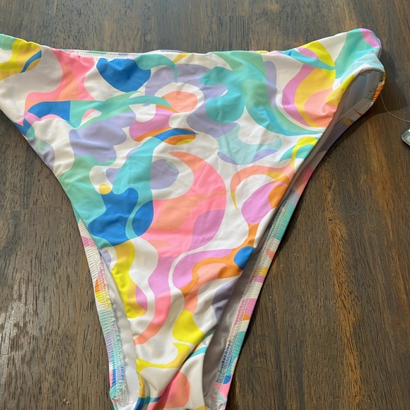 WOMEN’S XL SWIM BOTTOMS. NWT FROM HOBIE. MSRP $42. #306 - Picture 1 of 5